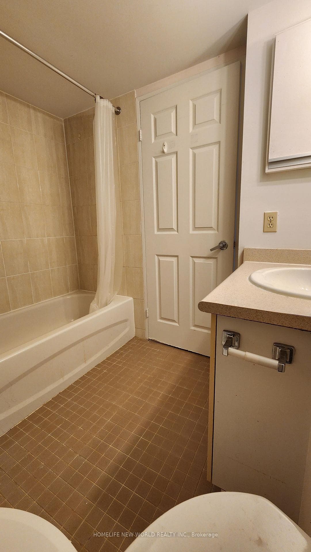 45 Carlton Street Unit 1816 photo 29