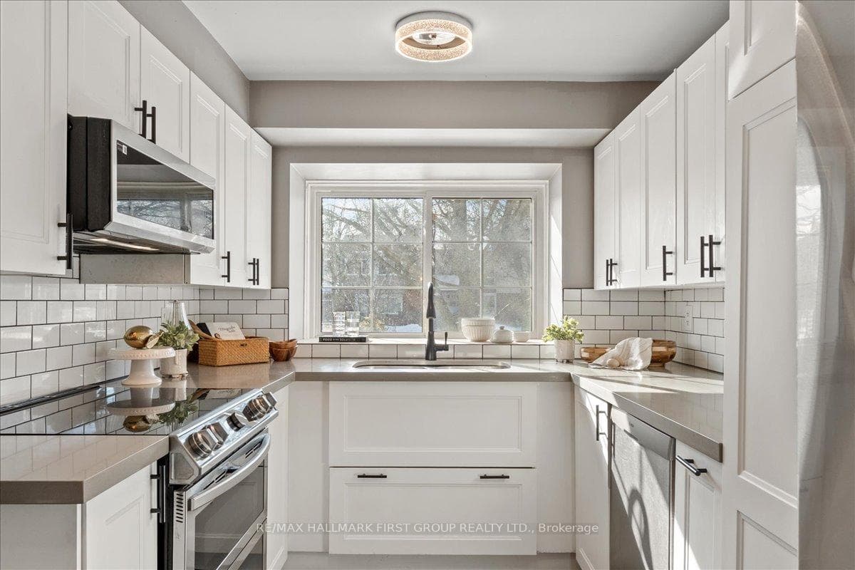 1793 Walnut Lane photo 6