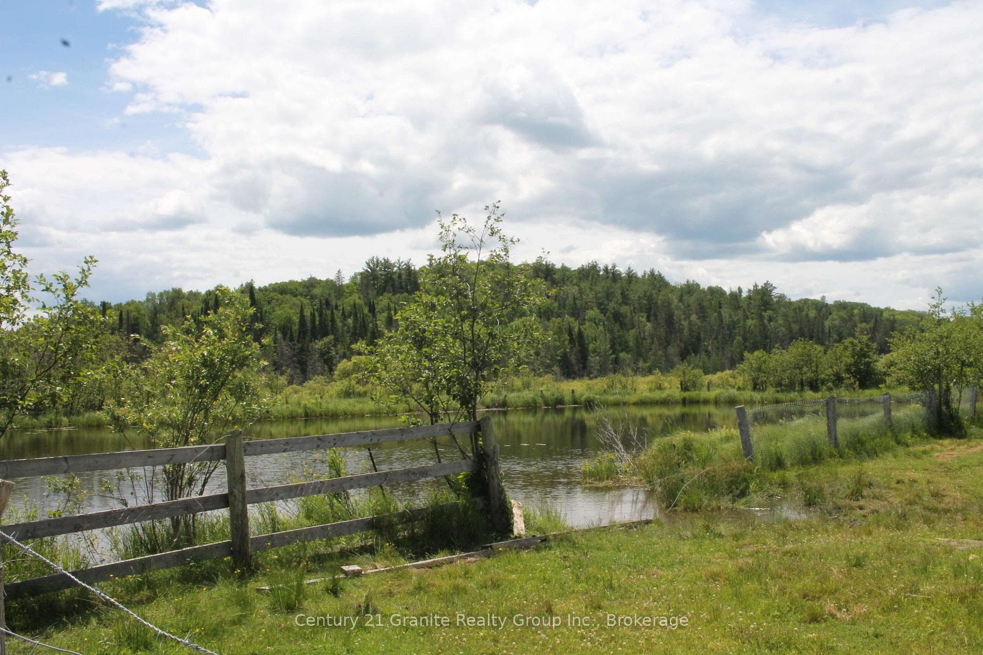 704 Lakeview Road photo 36