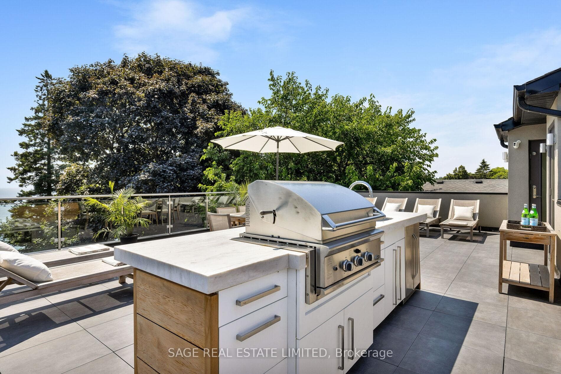 79 Fishleigh Drive photo 43