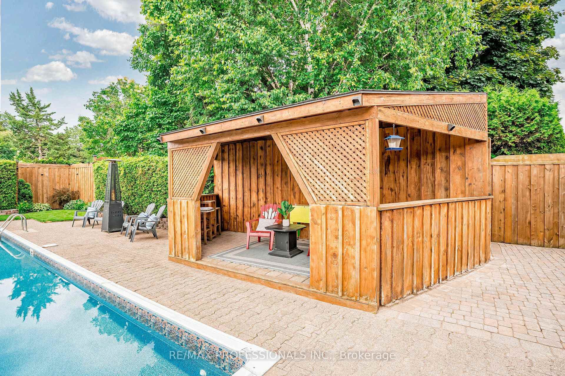 130 Dunsdon Street photo 6