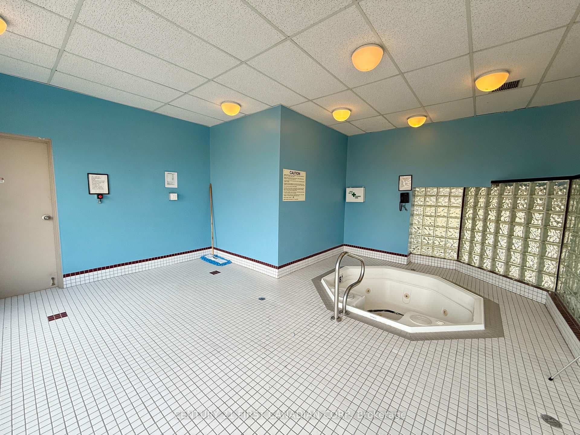 744 Wonderland Road Unit 1203 photo 34