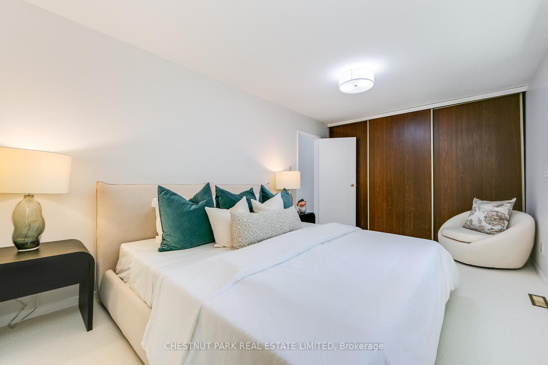 30 Chichester Place Unit 21 photo 25