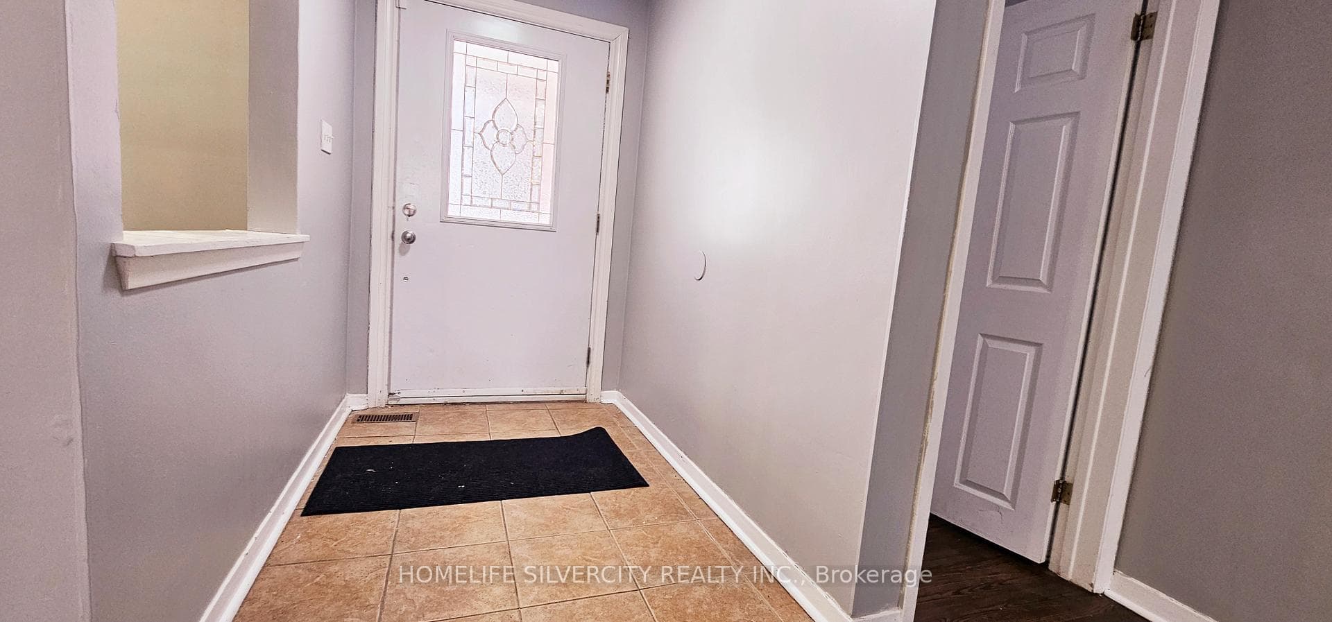 31 Windermere Court Unit Upper photo 3