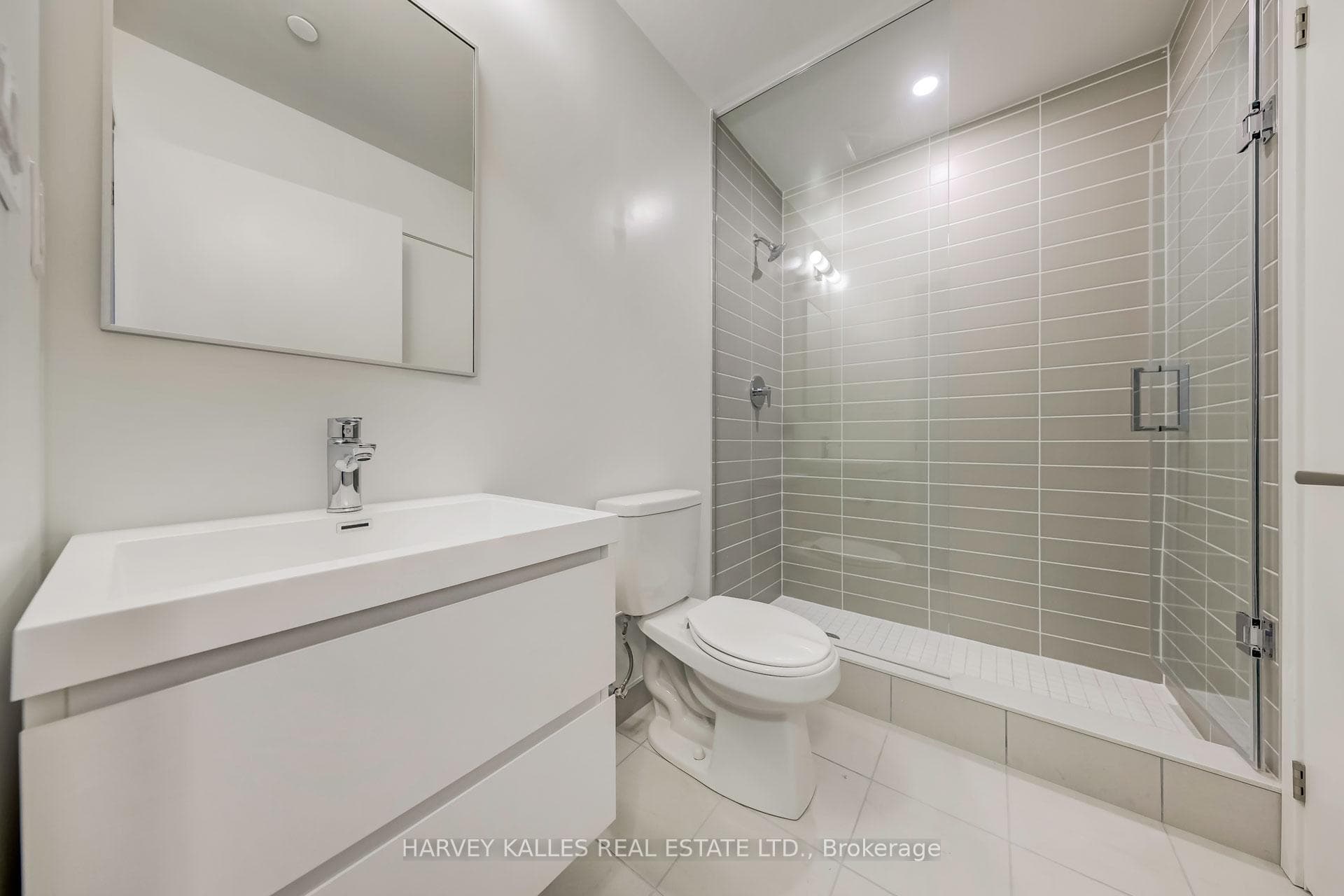 8119 Birchmount Road Unit 1006A photo 6