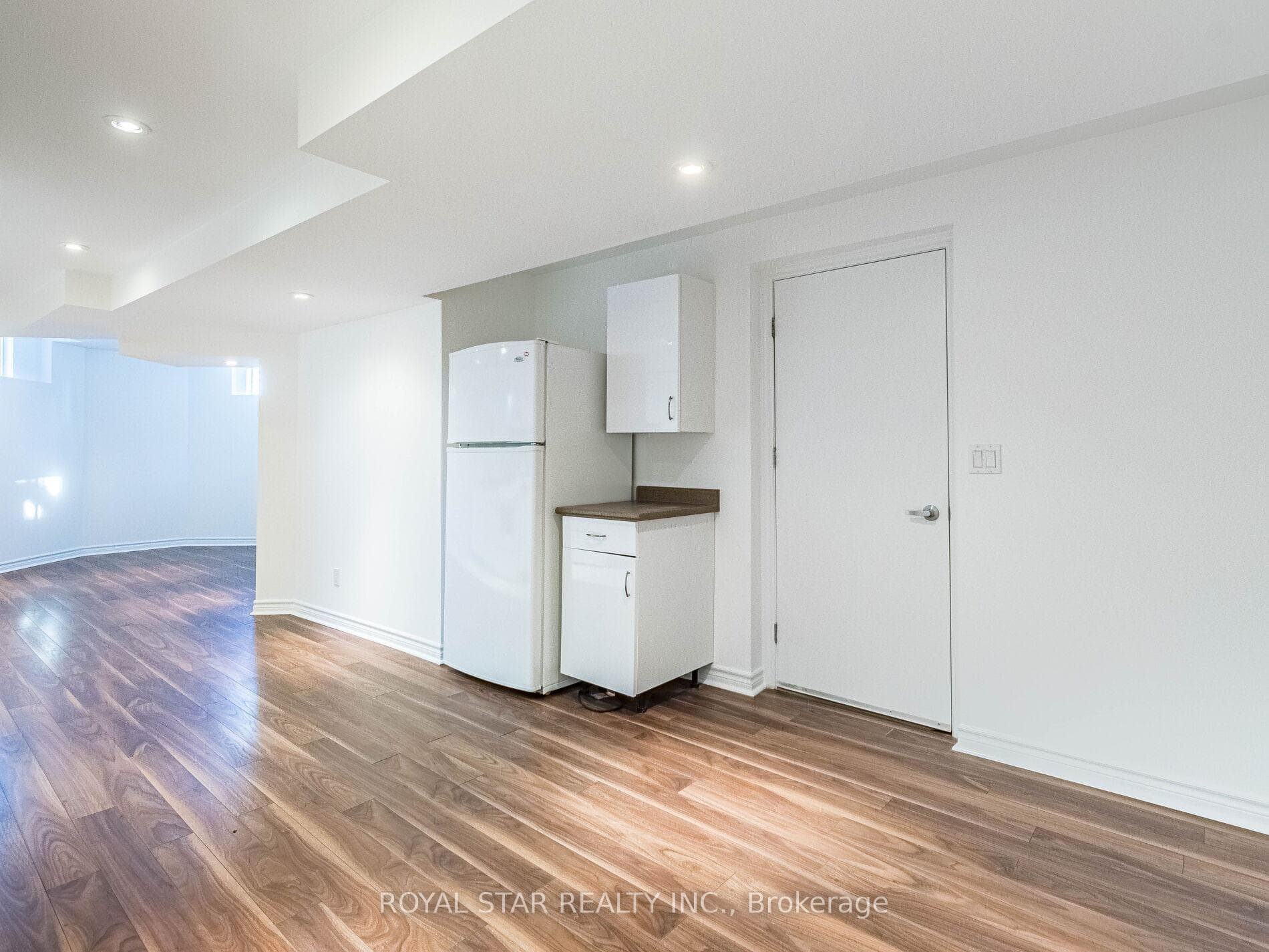 2 Lourakis Street Unit Basemnt photo 18