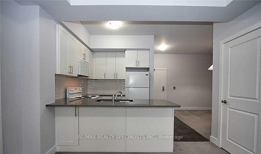 275 Roxton Road Unit 101 photo 8
