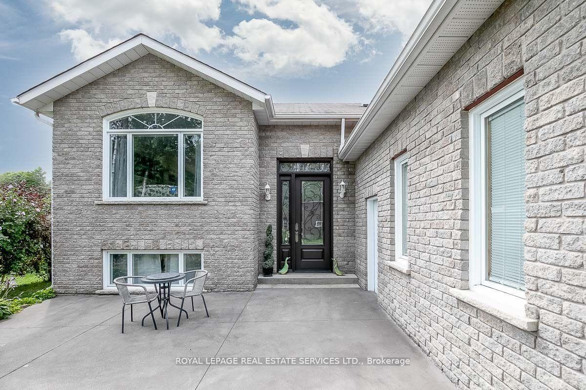 96 46th Street photo 3