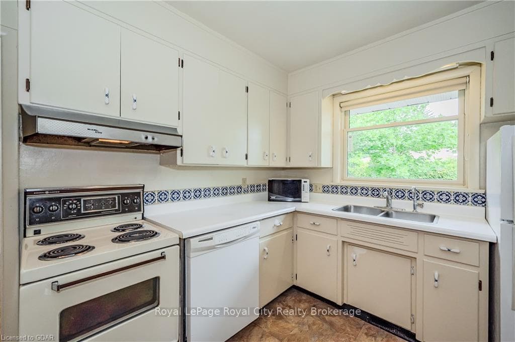 5 CALEDONIA Street photo 15