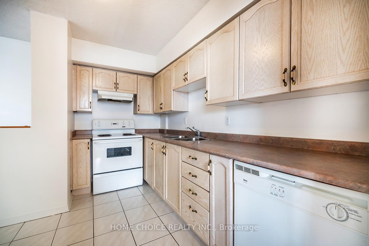 454 Centre Street Unit 412 photo 6