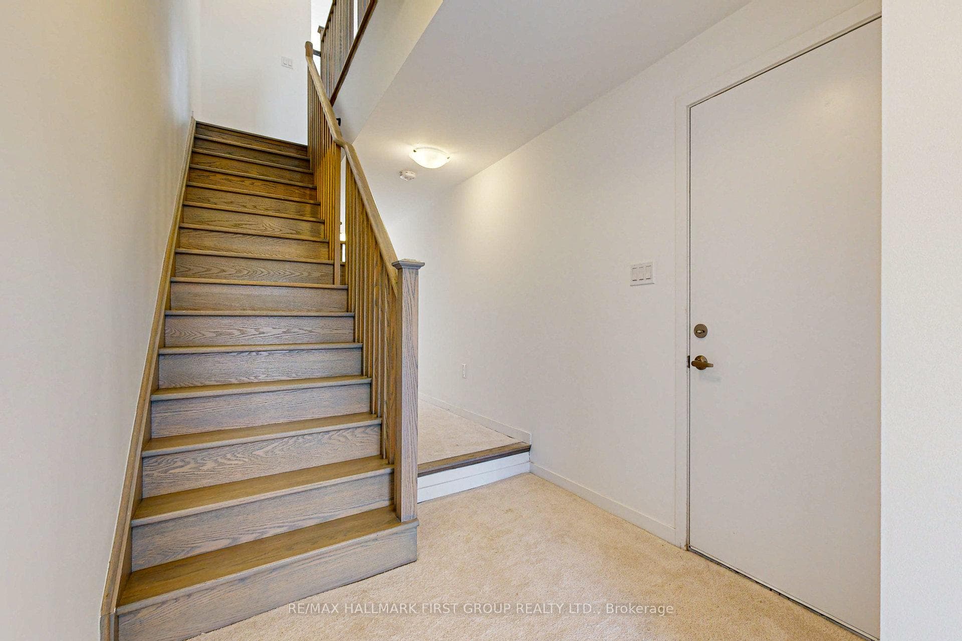 3 Bateson Street photo 3