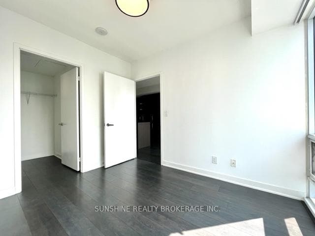 88 harbour Street Unit 3009 photo 15