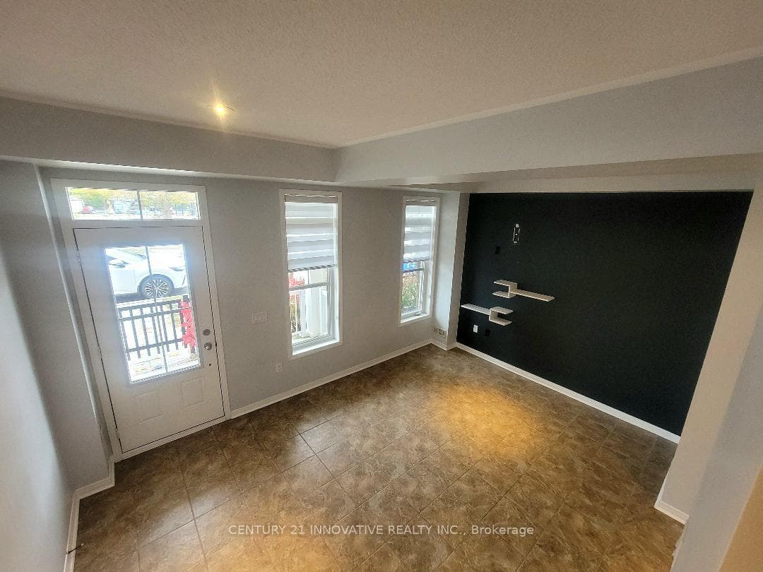 116 Harbourside Drive photo 22