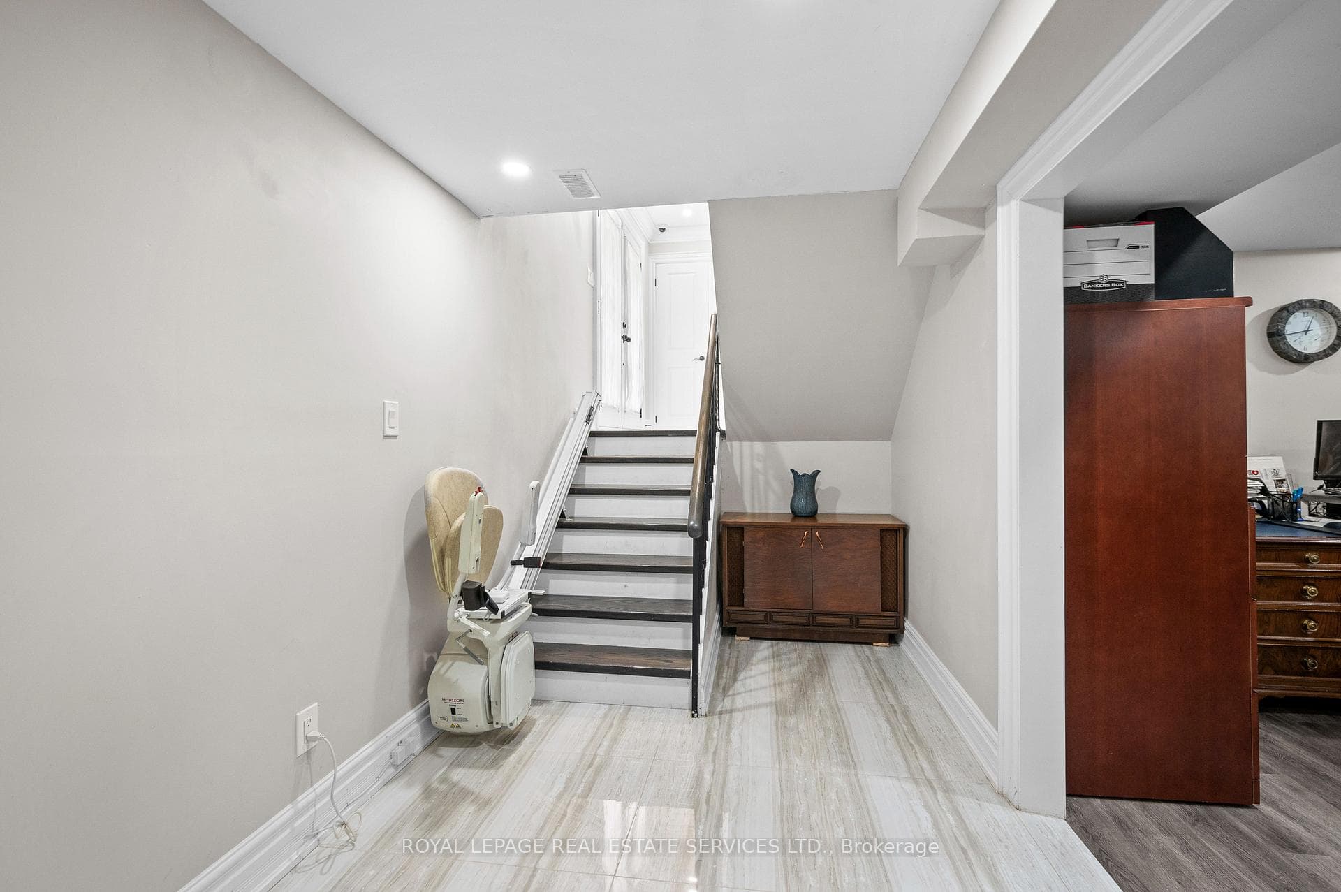 23 Hillside Drive photo 31