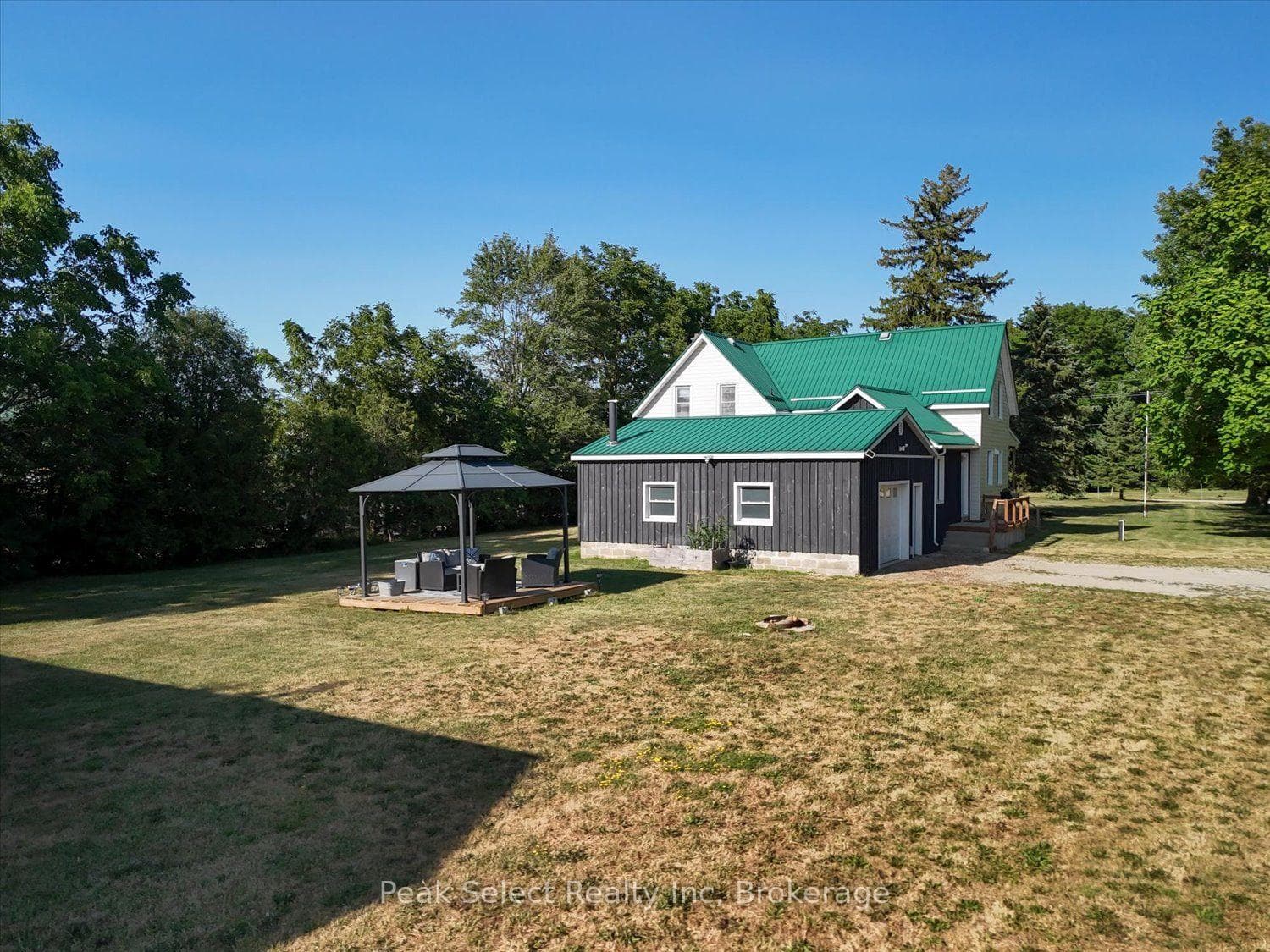 23547 Wellburn Road photo 46