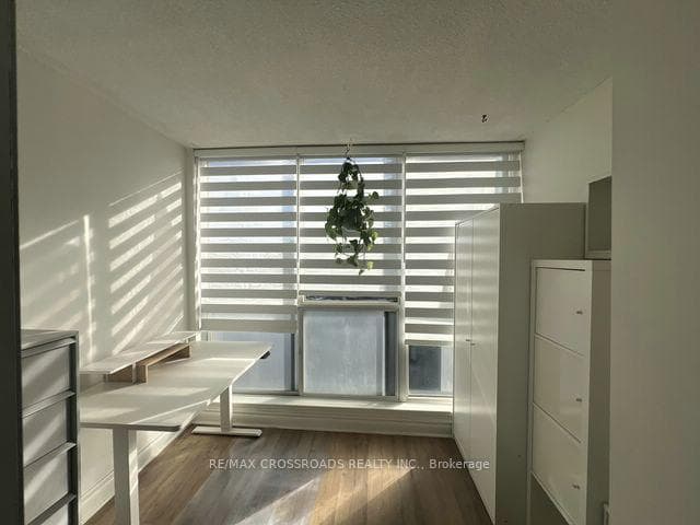 24 Wellesley Street Unit 1412 photo 17