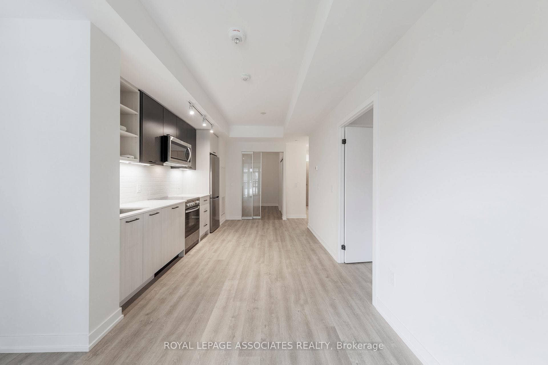 2300 St Clair Avenue Unit 314 photo 18