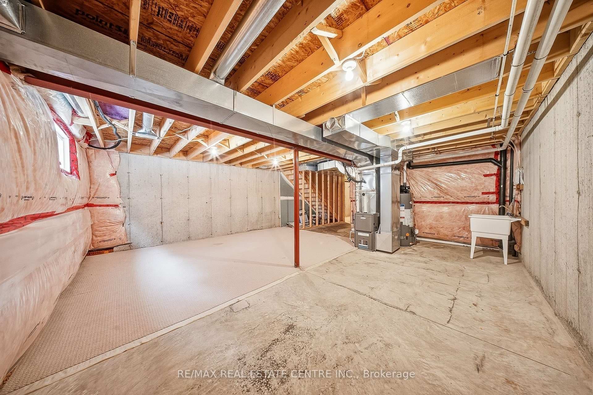 43 Kerman Avenue Unit 3 photo 39