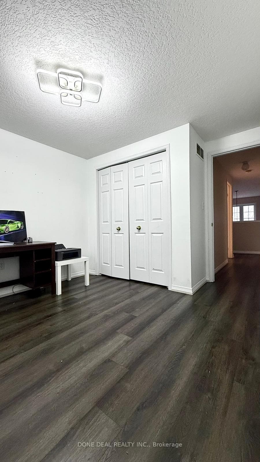 528 VIRGINIA CREEPER Street photo 19
