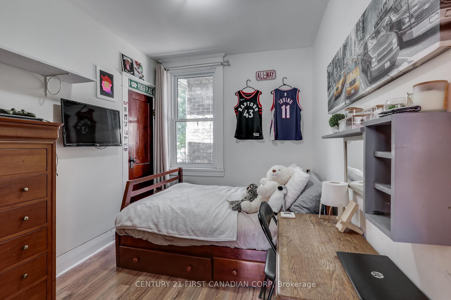 514 Elizabeth Street photo 19