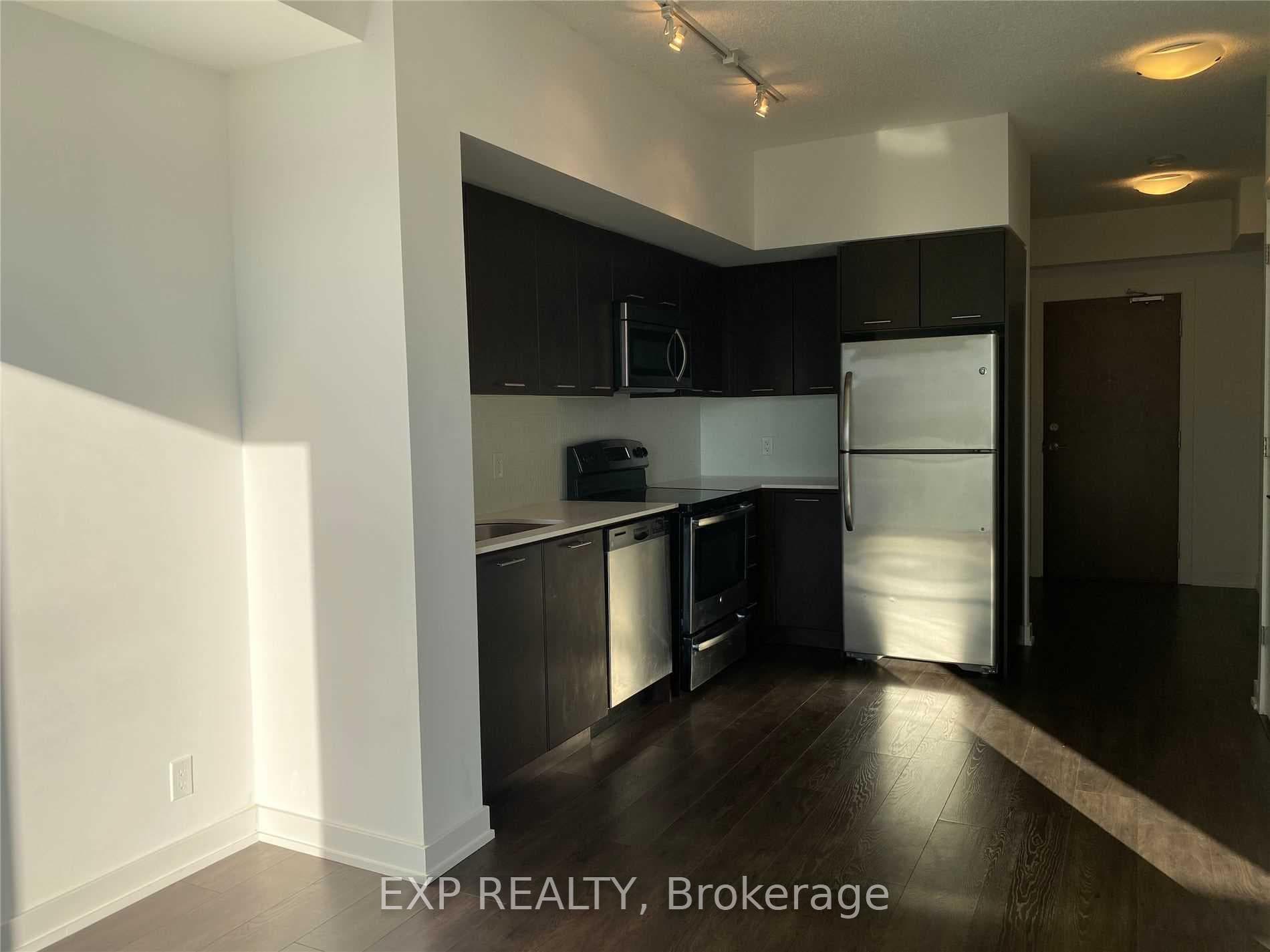 2220 Lakeshore Boulevard Unit 2903 photo 4