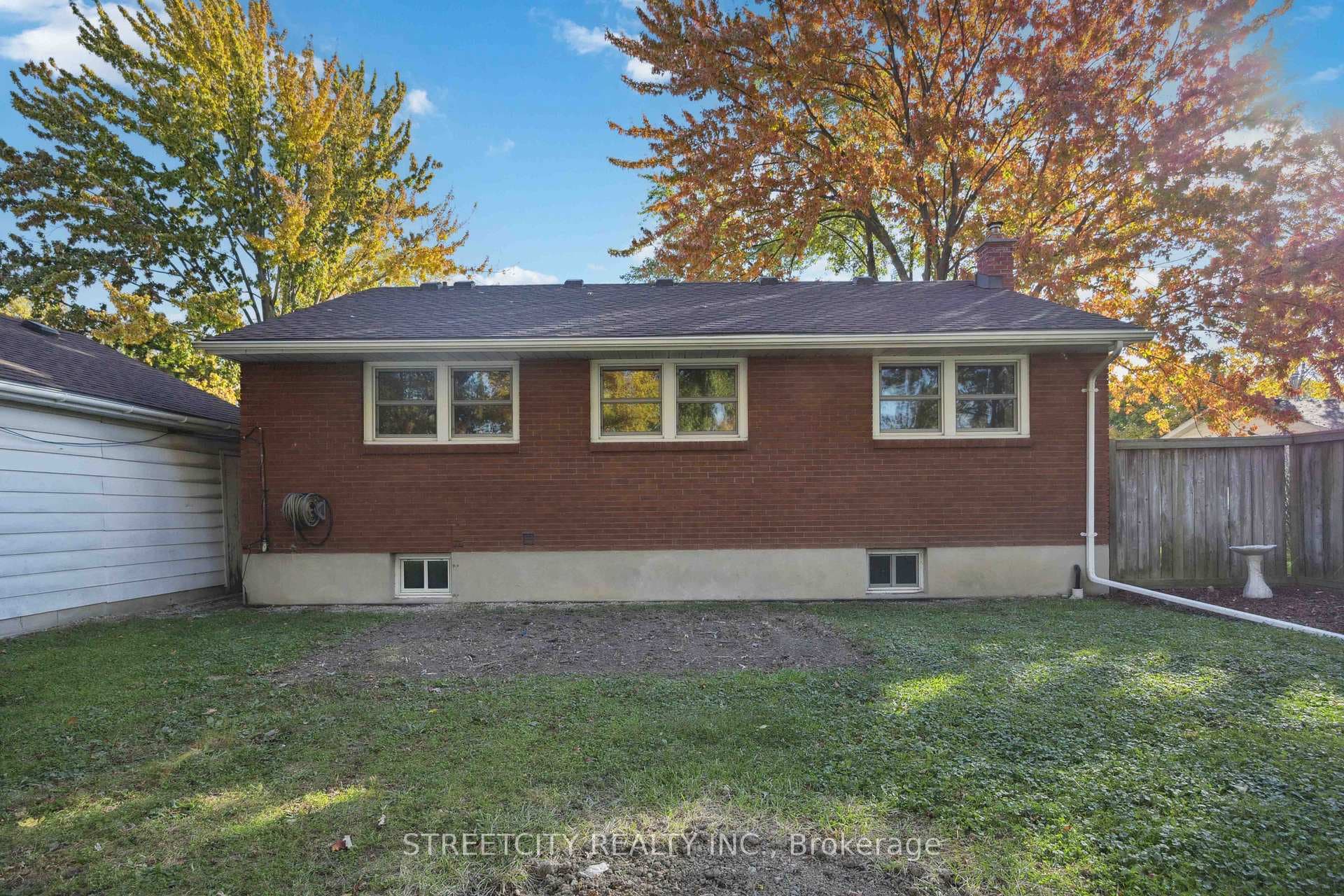 359 Murray Street photo 29