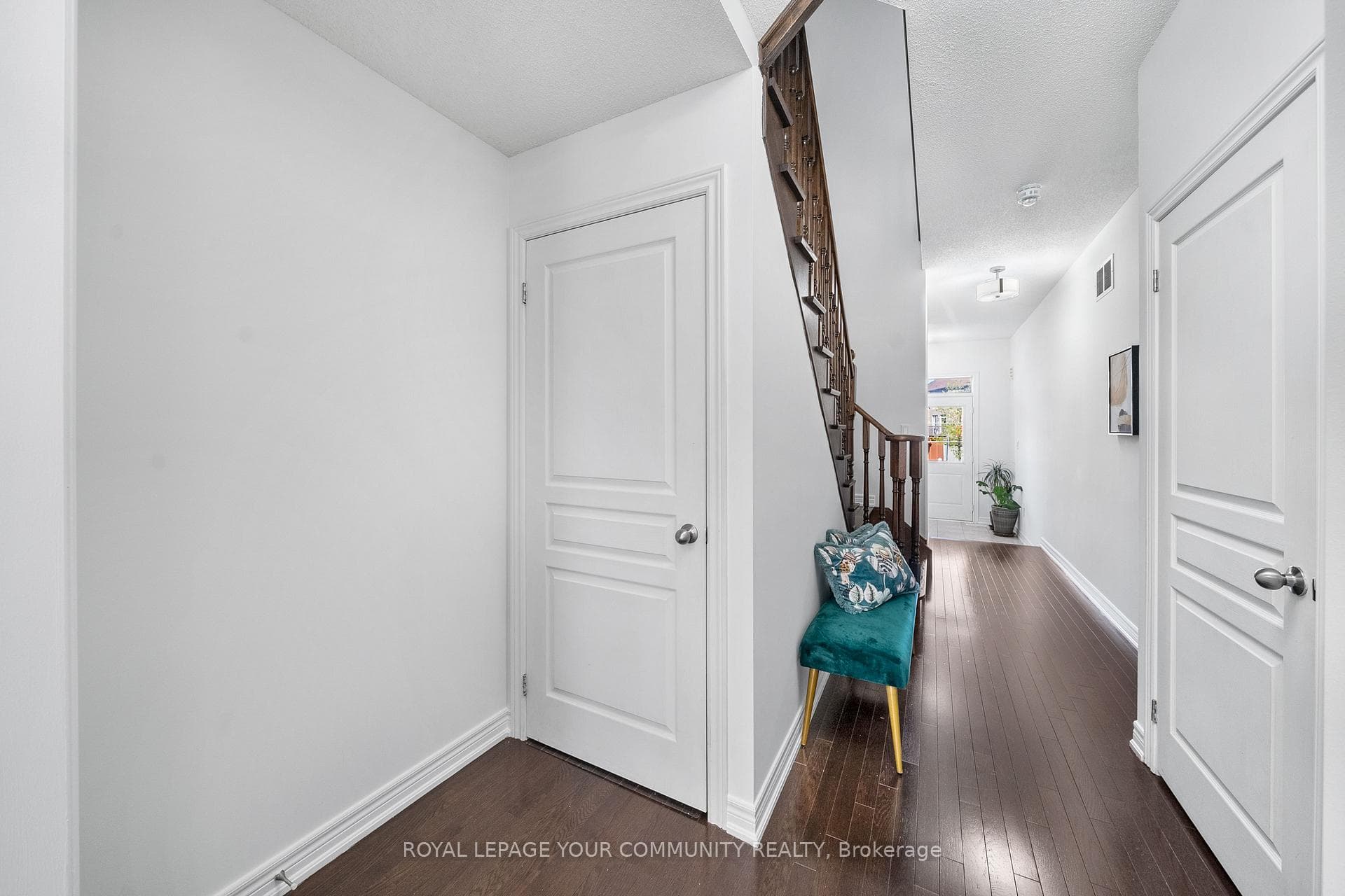 98 Gower Drive photo 17