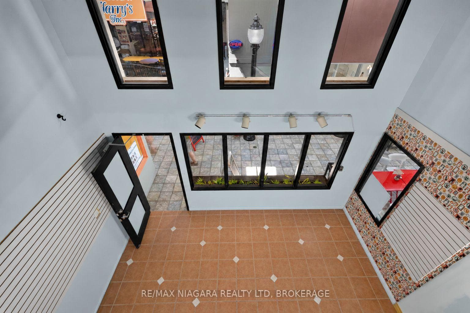 17 Lock Street Unit 109 photo 7
