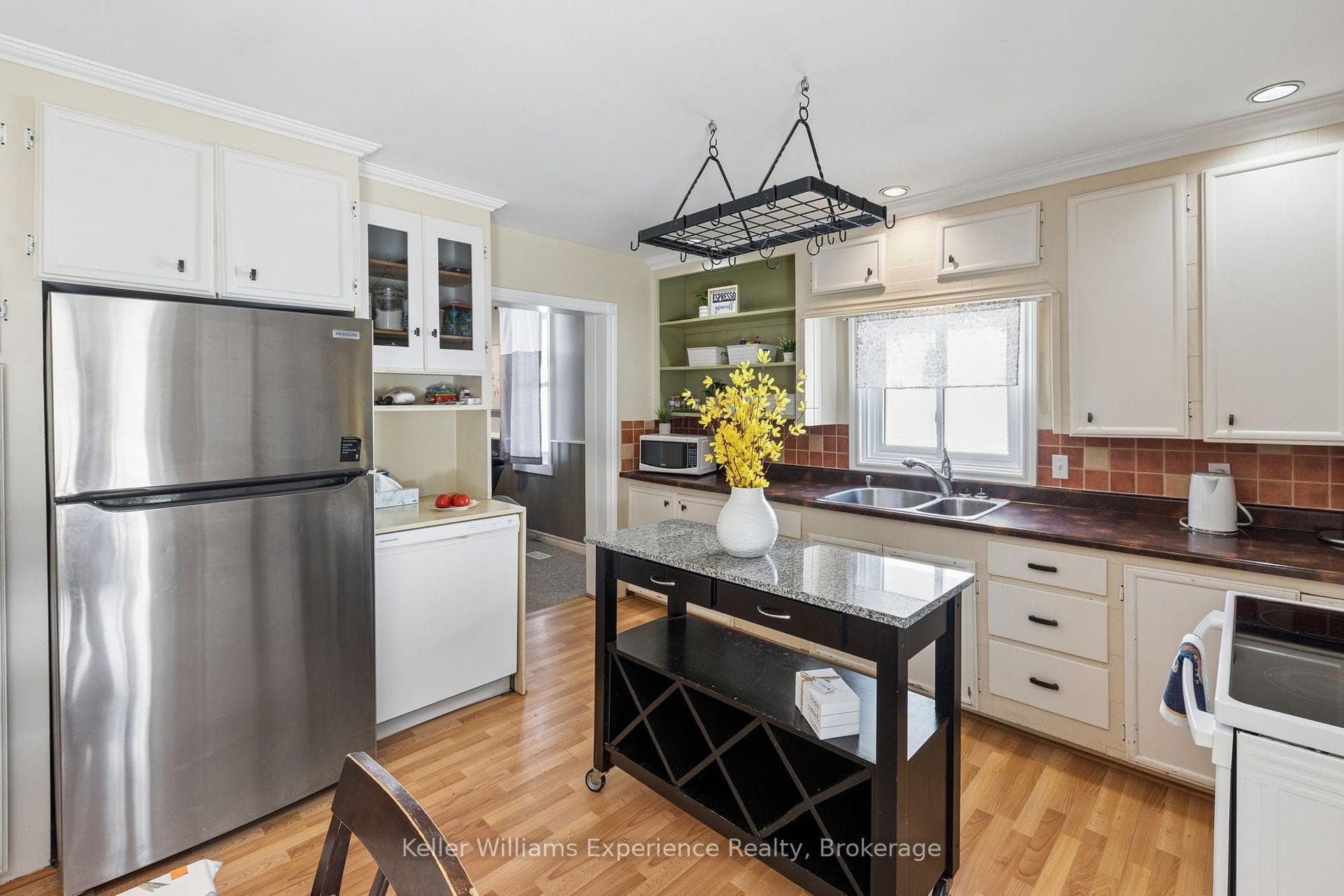 133 Burke Street photo 12
