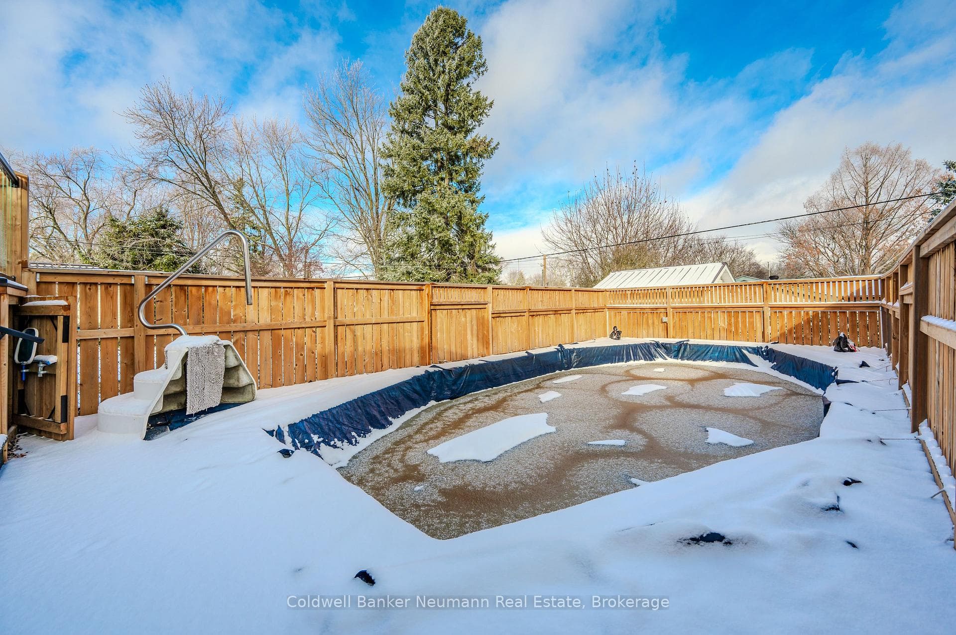 104 Dumbarton Street photo 30