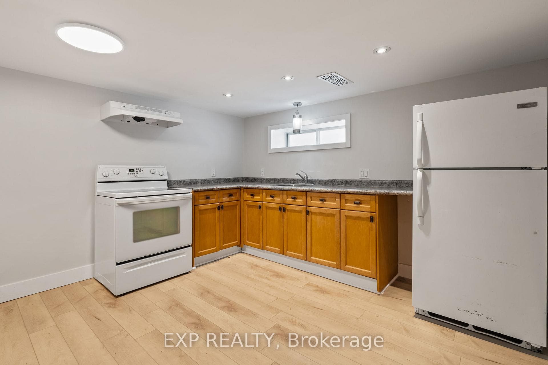 318 Ashland Avenue Unit 2 photo 4
