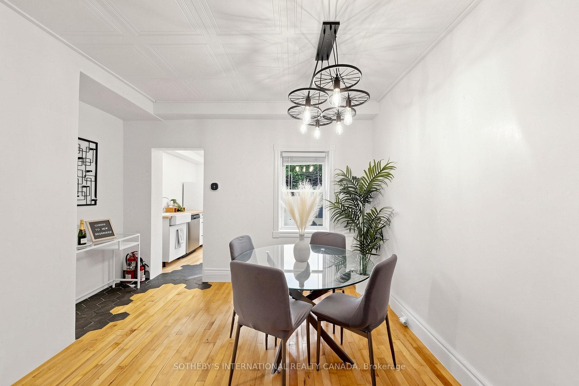 24 Patrick Street photo 8