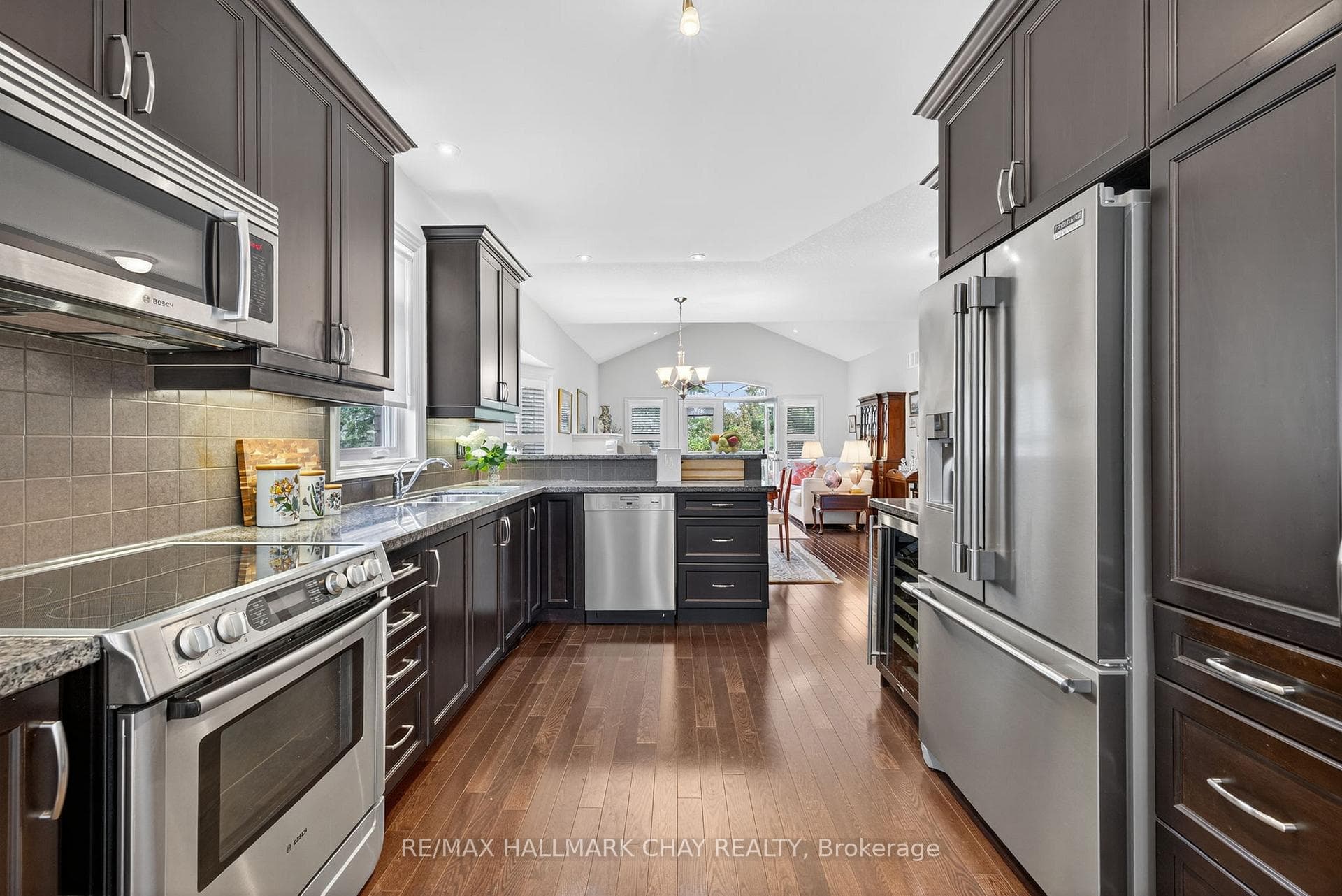 199 Ridge Way photo 8