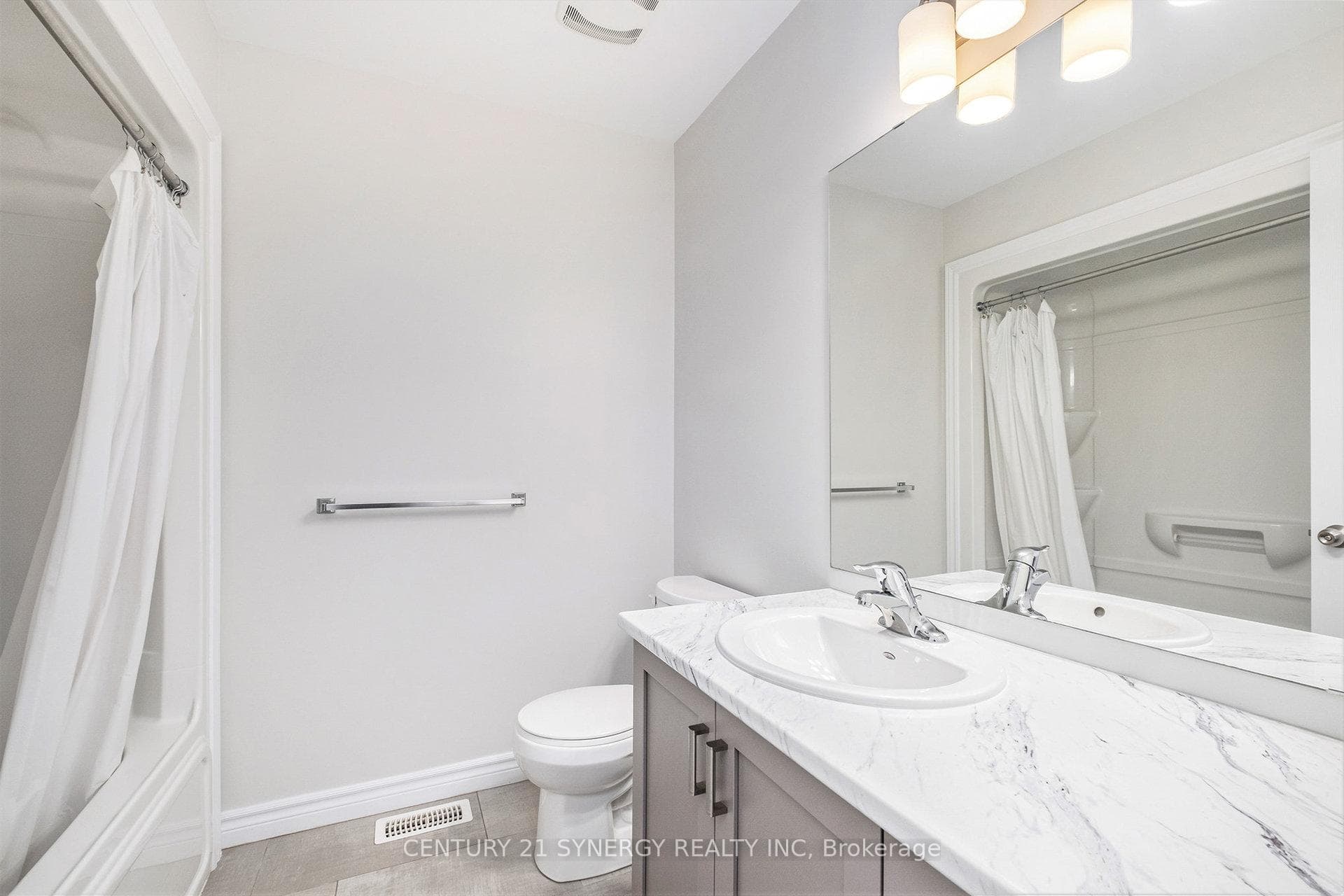 14A George Street photo 31