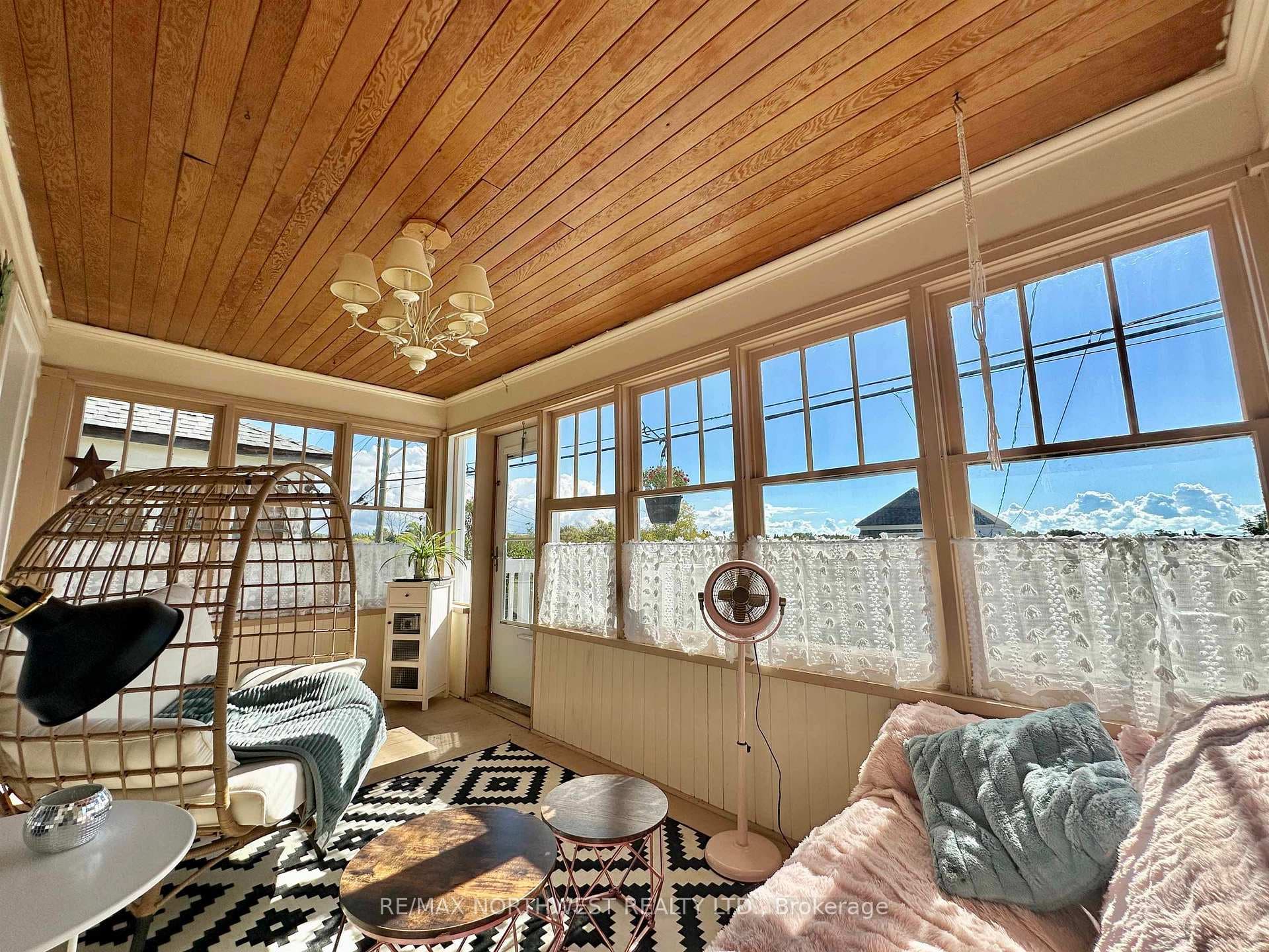 444 Third Street South photo 8