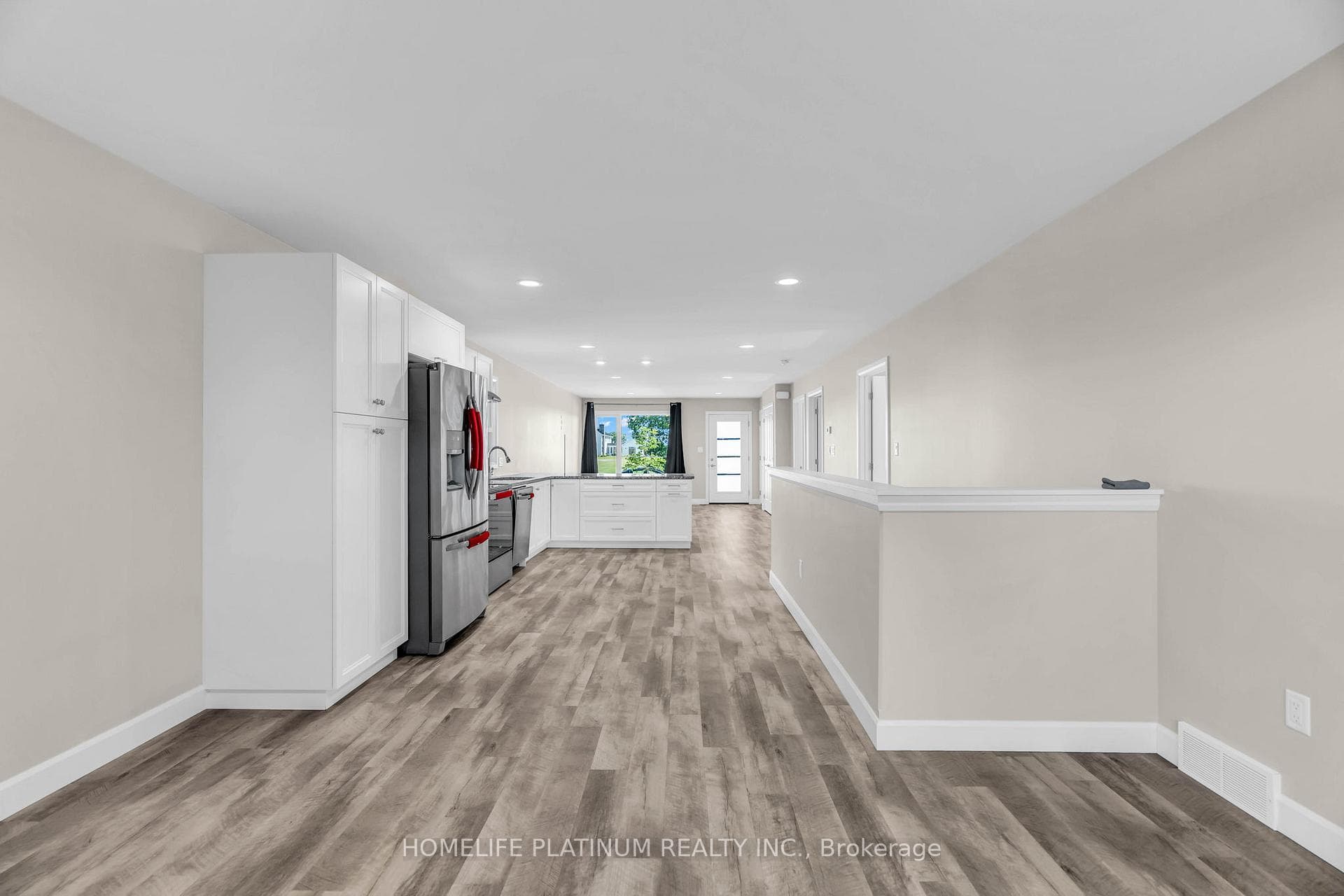 143 Howard Road photo 6