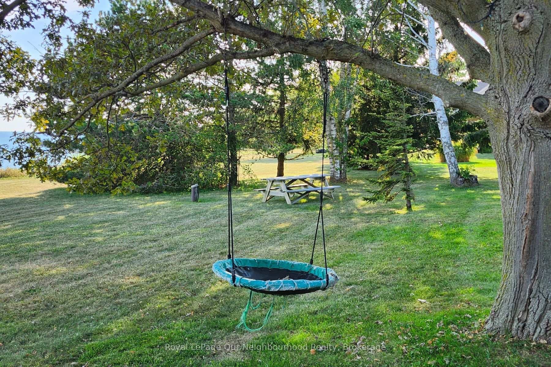 3741 Lakeshore Road photo 5