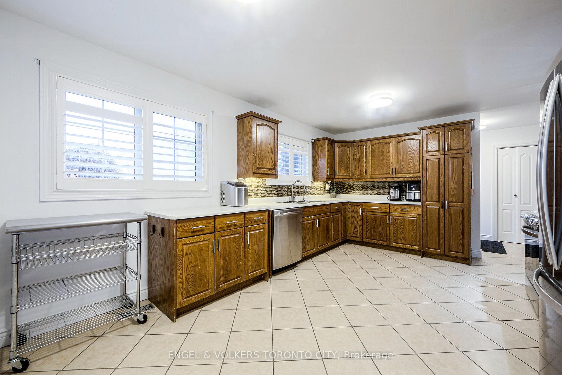 2663 Taunton Road photo 10