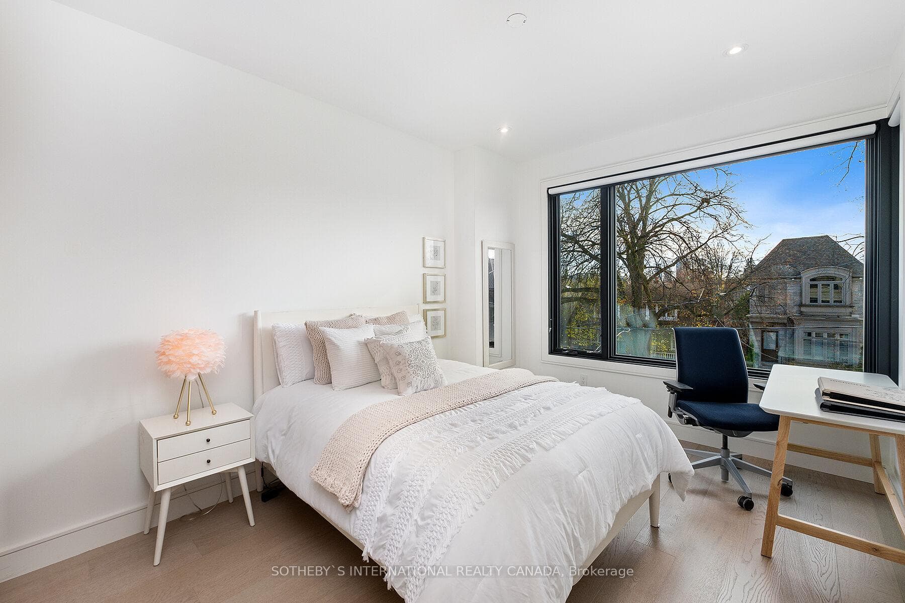 272 Cranbrooke Avenue photo 24