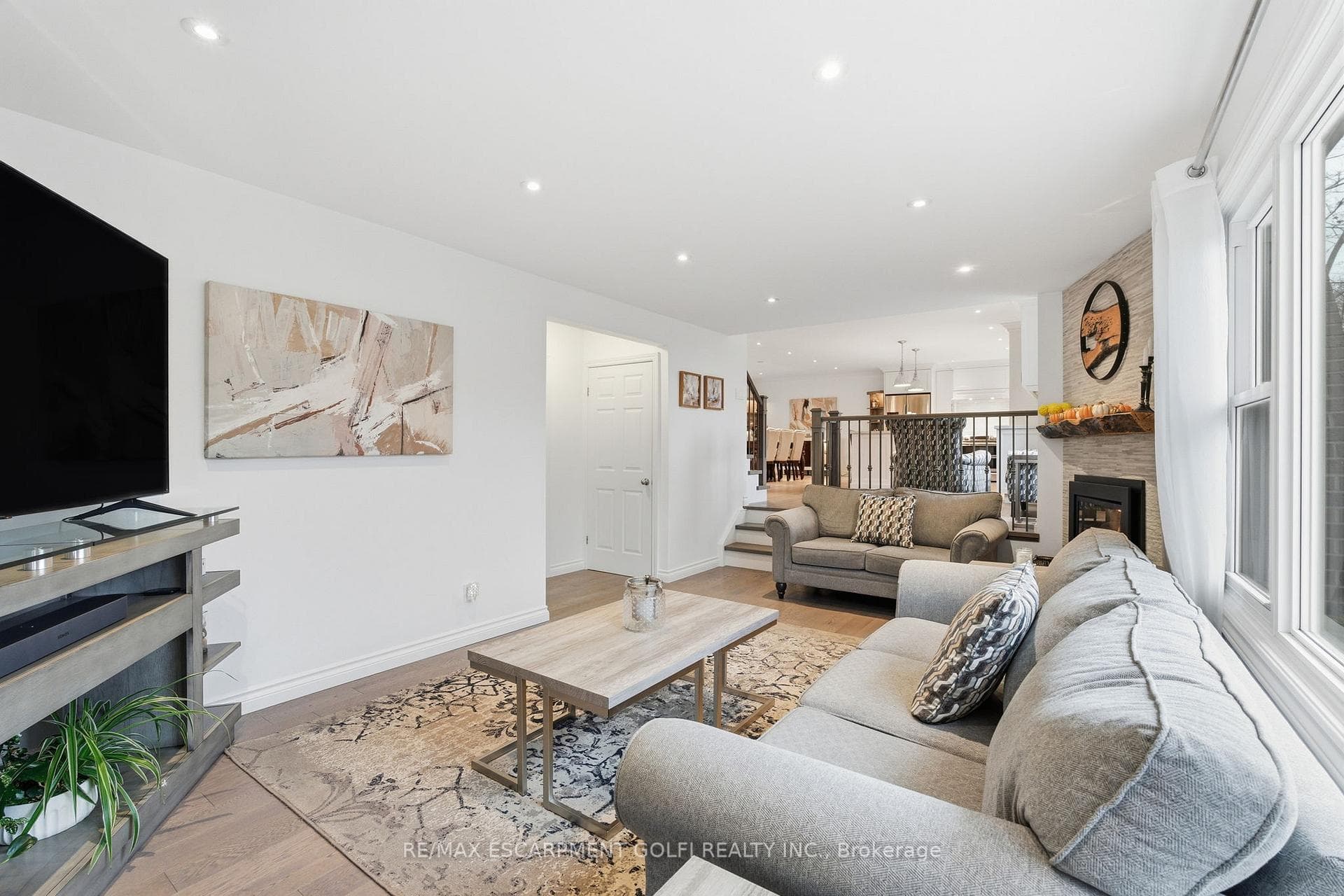 7 Kenmore Crescent photo 13