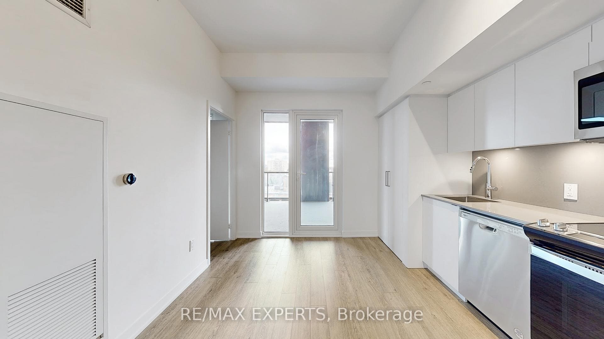 500 Wilson Avenue Unit 824 photo 5