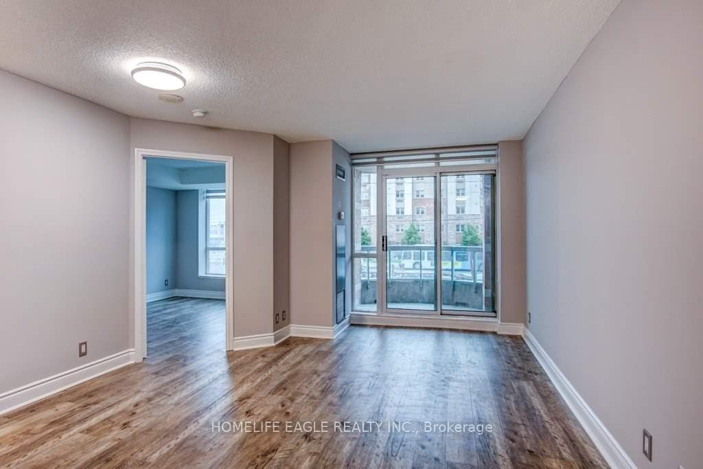 745 New Westminster Drive Unit 204 photo 12