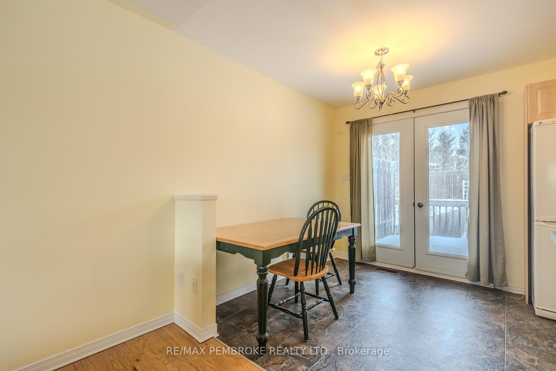 46 Wilson Avenue photo 13