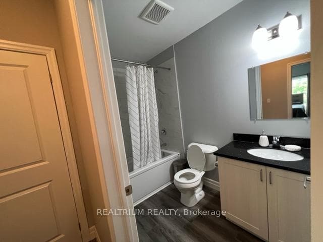 501 Frontenac Street Unit 410 photo 22