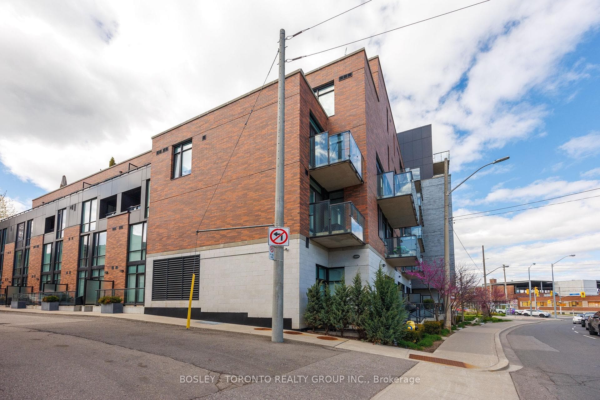 25 Malcolm Road Unit 411 photo 50