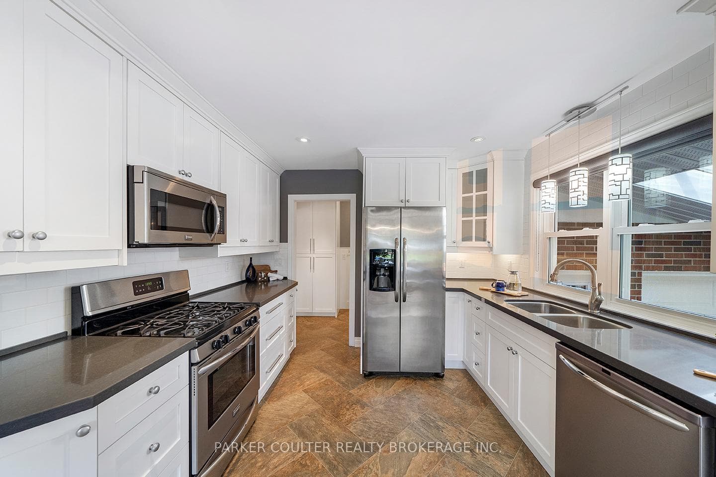 56 South Street photo 12