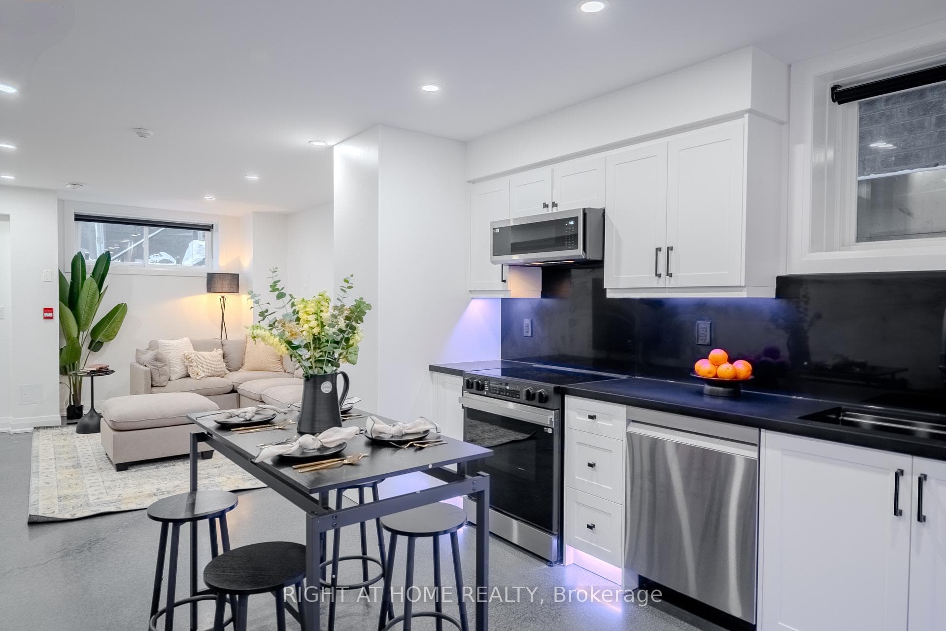 53 Innes Avenue Unit 1 photo 10