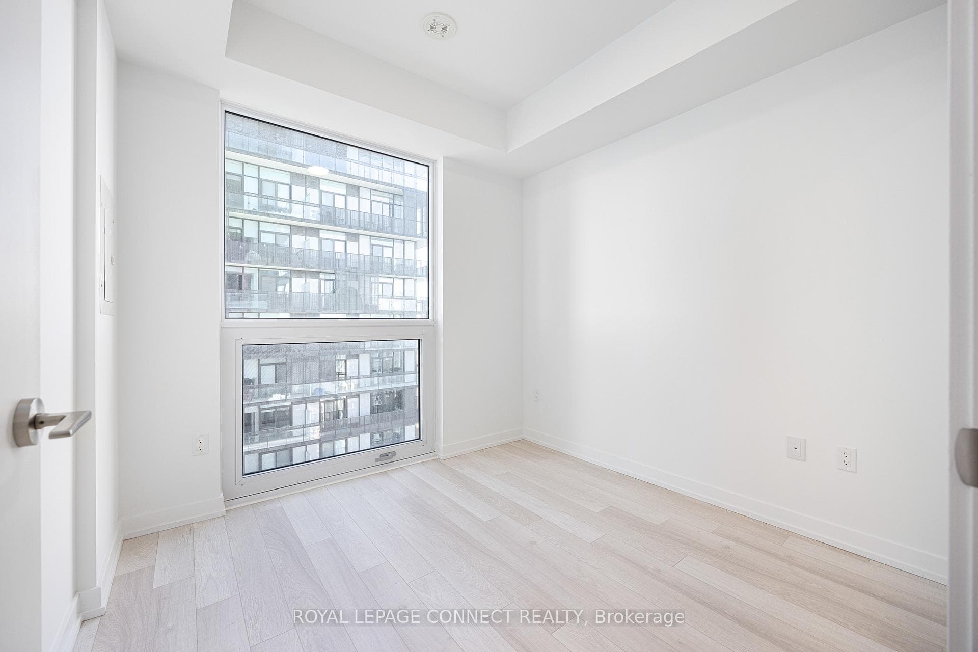 39 Roehampton Avenue Unit 2907 photo 8