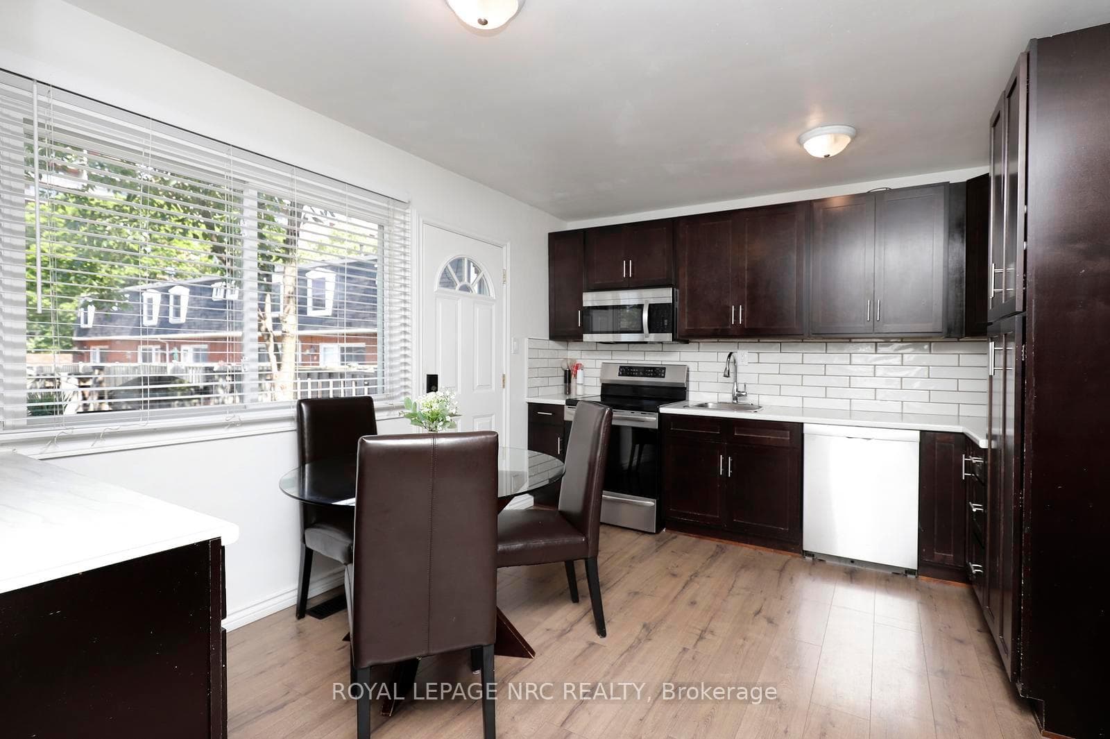 211 Lake Avenue Unit 6 photo 11