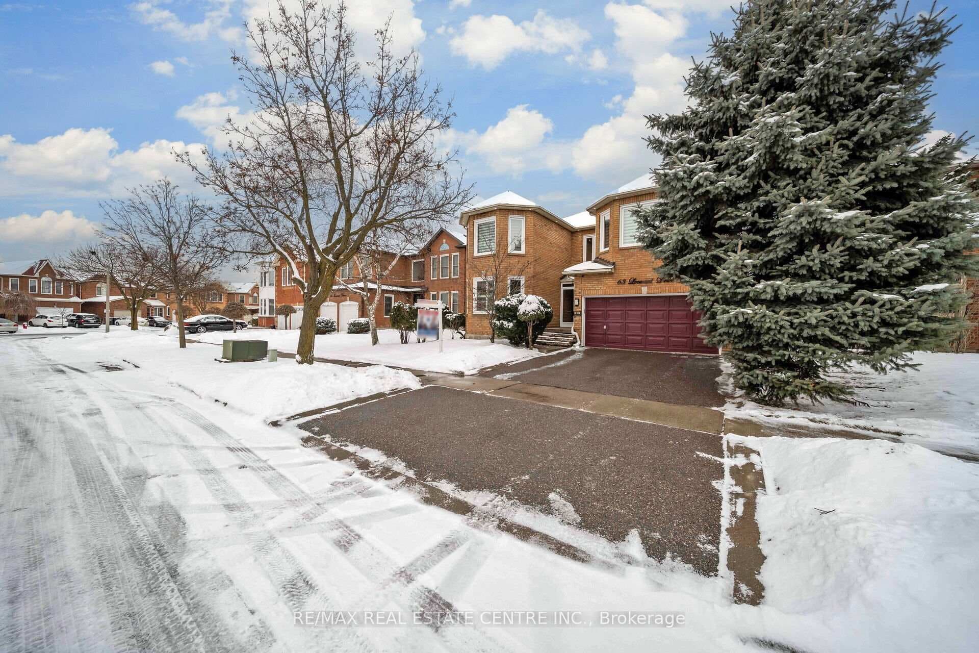 63 Leeward Drive photo 7